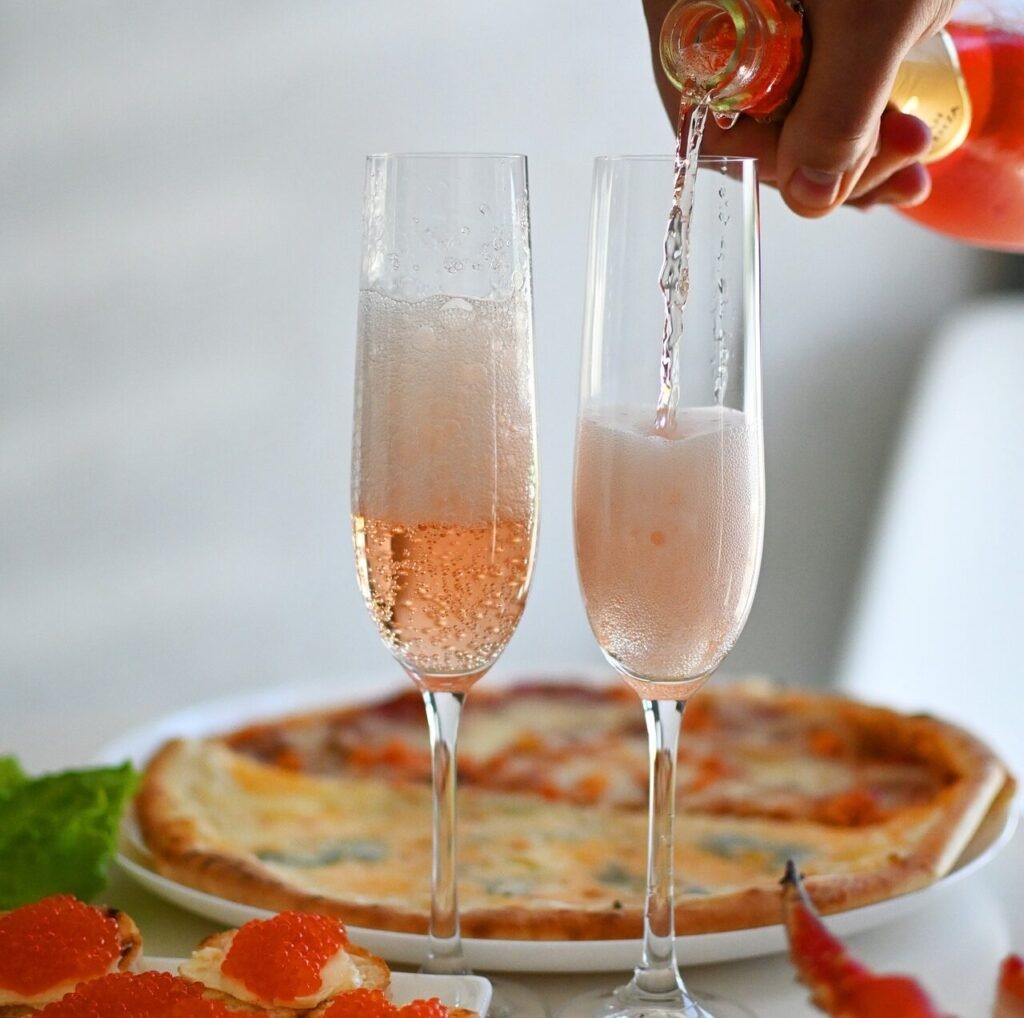 Gambar louis xiii pizza pada artikel 10 makanan termahal di dunia