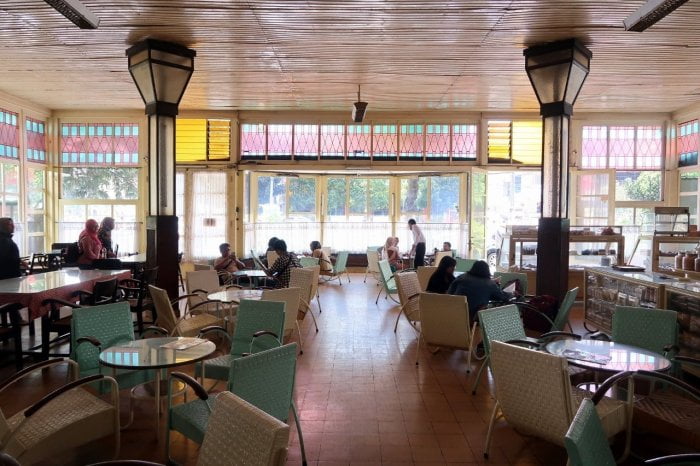 Tempat makan suasana tradisional malang