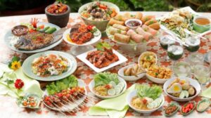 Sahur buka puasa dan praktis catering selama selera menggugah berbuka