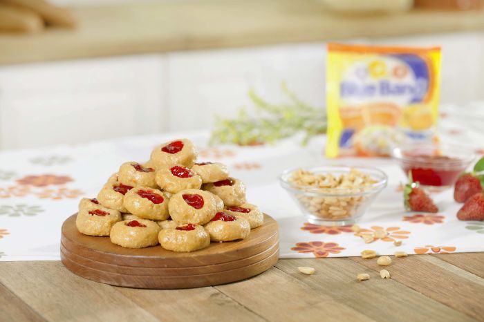 Membuat kue kering lebaran tanpa oven dengan mudah