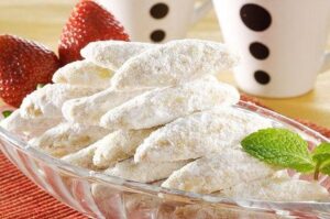 Cara Membuat Kue Putri Salju yang Empuk