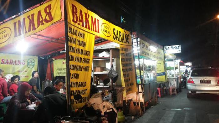 Kuliner Kaki Lima Pusat Santap Sahur Enak Makanan Rp Reservasiku Nasi Sabana Kapau Senen Bana Kuliner kaki lima jakarta utara