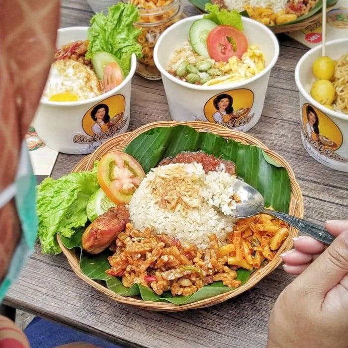 Nasi uduk Bandung yang populer untuk sarapan