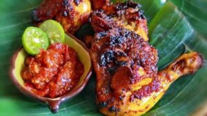 Cara membuat ayam filet bumbu rujak