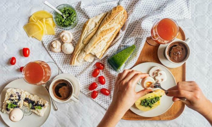 Sarapan pagi pilihan kuliner wajib kongkow nasi mahi khas rasa punya goreng kuning