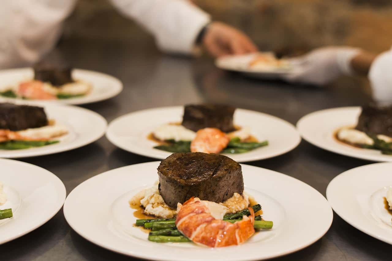 Cara meningkatkan usaha kuliner antara lain