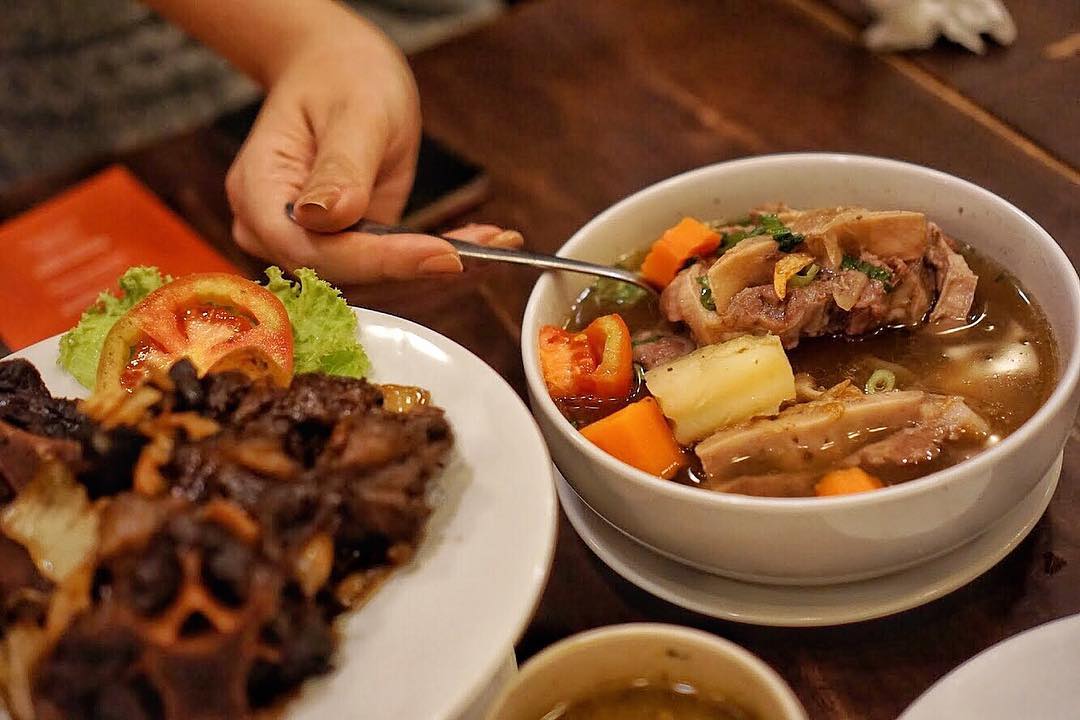 Kuliner malam di cihampelas bandung