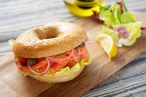 Kuliner enak terdekat dari lokasi saya