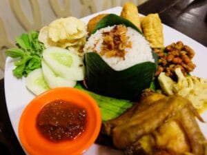 Kuliner malam kota wisata cibubur