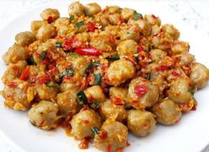 6 Cara Membuat Bakso Mercon Simple dan Pedas di Rumah, Cocok Untuk Ide ...