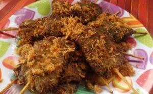Resep Gepuk Daging Sapi Lengkuas yang Empuk dan Lezat